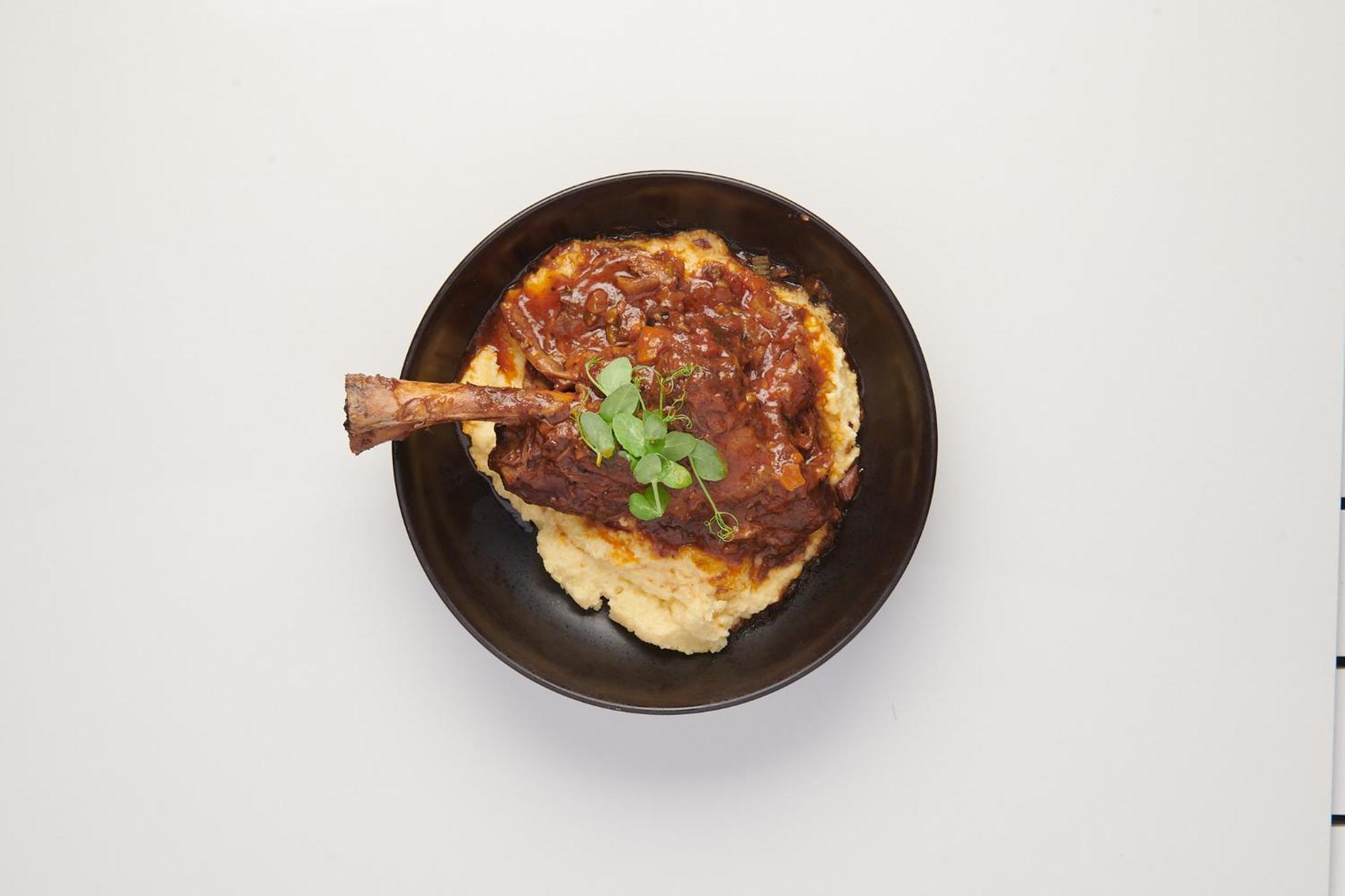 The Capital Zimbali 호텔 발리토 외부 사진 A plate of braised duck with mashed potatoes
